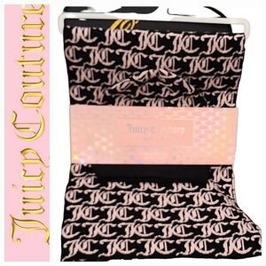 Juicy Couture JC Logo 2PC Knit Hat & Scarf Set
